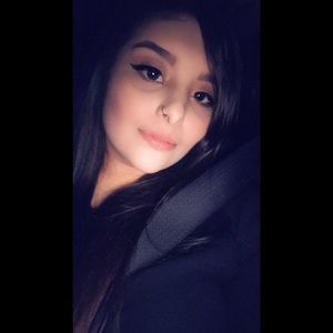 Meet your Posher, Abby